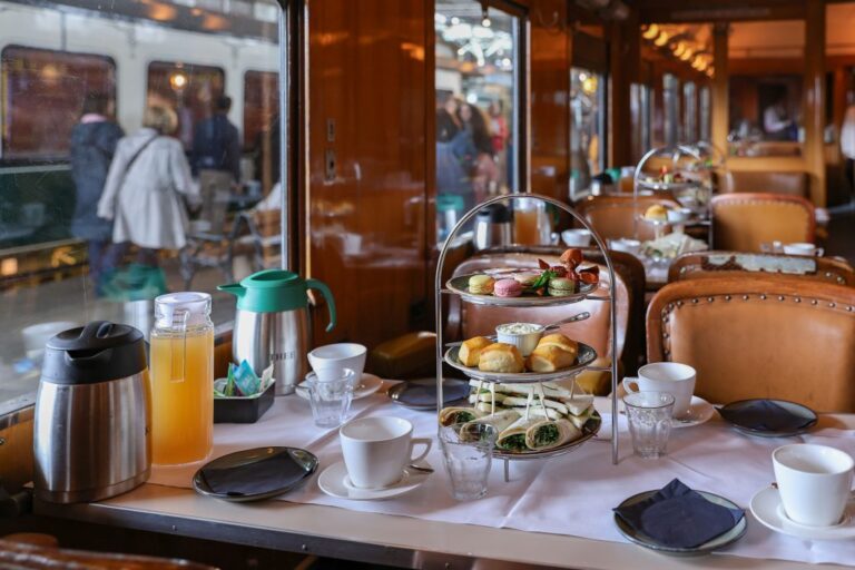 High Tea in de Trein — museum-expo in Utrecht