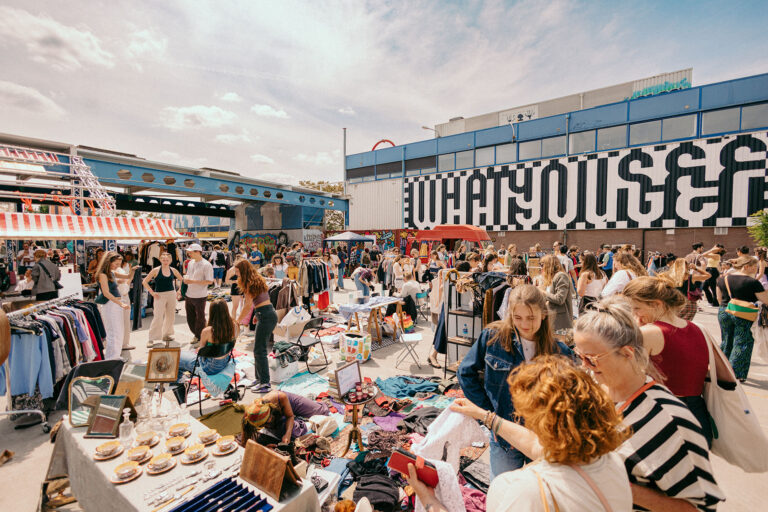 De Betonnerie – Tweedekansmarkt — markt-eten in Utrecht